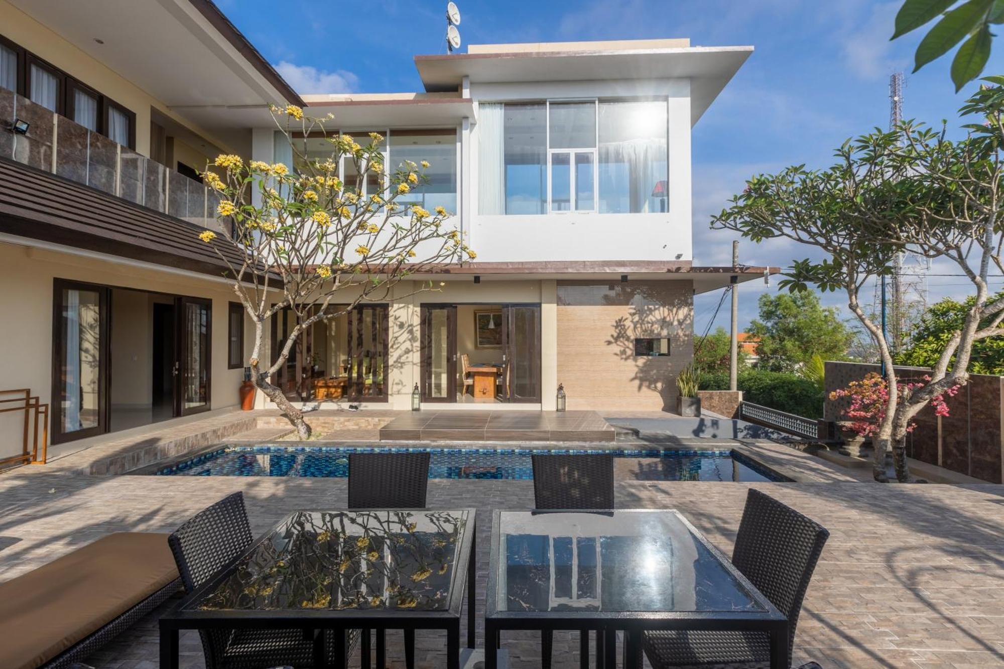 Villa Mayasari 6 Bed Rooms Нуса-Дуа Экстерьер фото